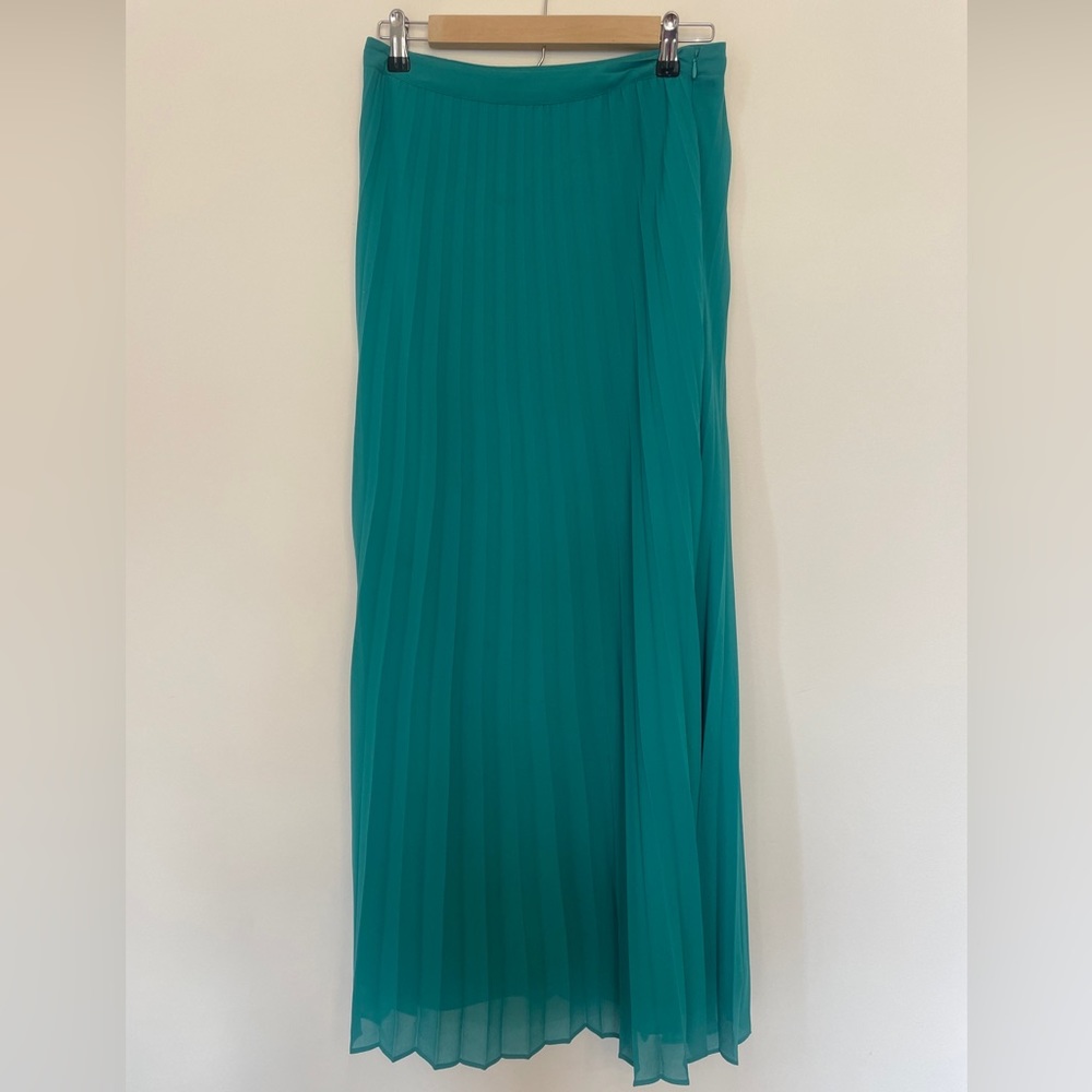 Forever 21 Teal Pleated Maxi Skirt Size M